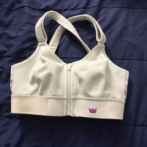 Shefit Zip Velcro Adjust Bra